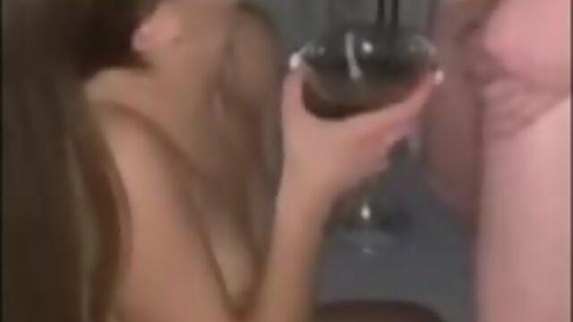 Ты хочешь сосать Да Смотри как я сосу