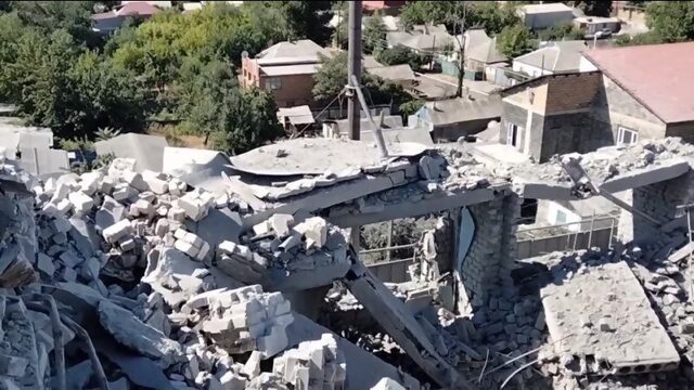 ❗️Последствия обстрела города Красный Луч  со стороны ВФУ Представительством ЛНР в СЦКК зафиксированы последствия обстрел