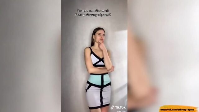 Годный тик-ток  походка на месте
