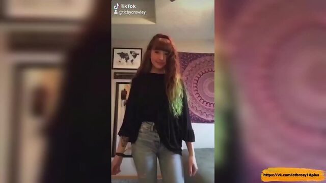 Голый тик-ток  рулетка одежды 