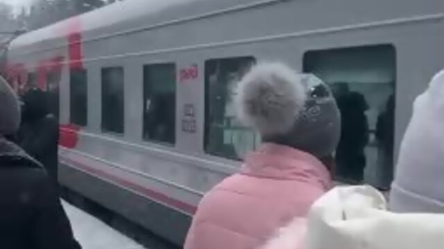 сломался состав электрички Сергиев-Посад  Москва Ярославская