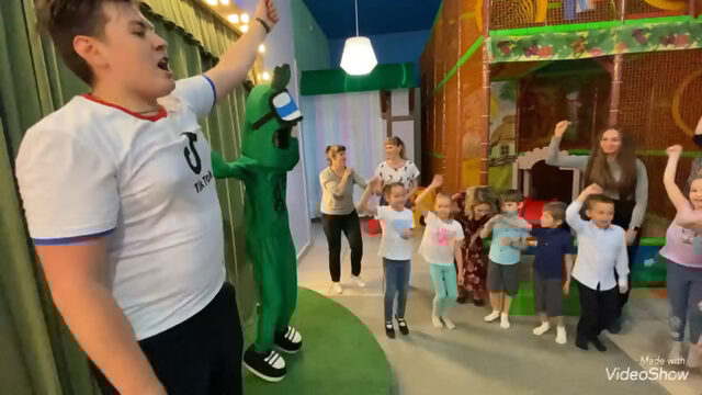 ФлешМоб 202 Выпускной 