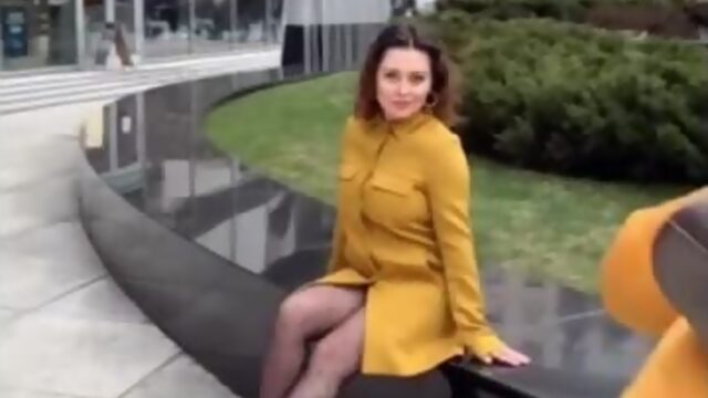 Сексуальная Мария Кравченко в колготочках 